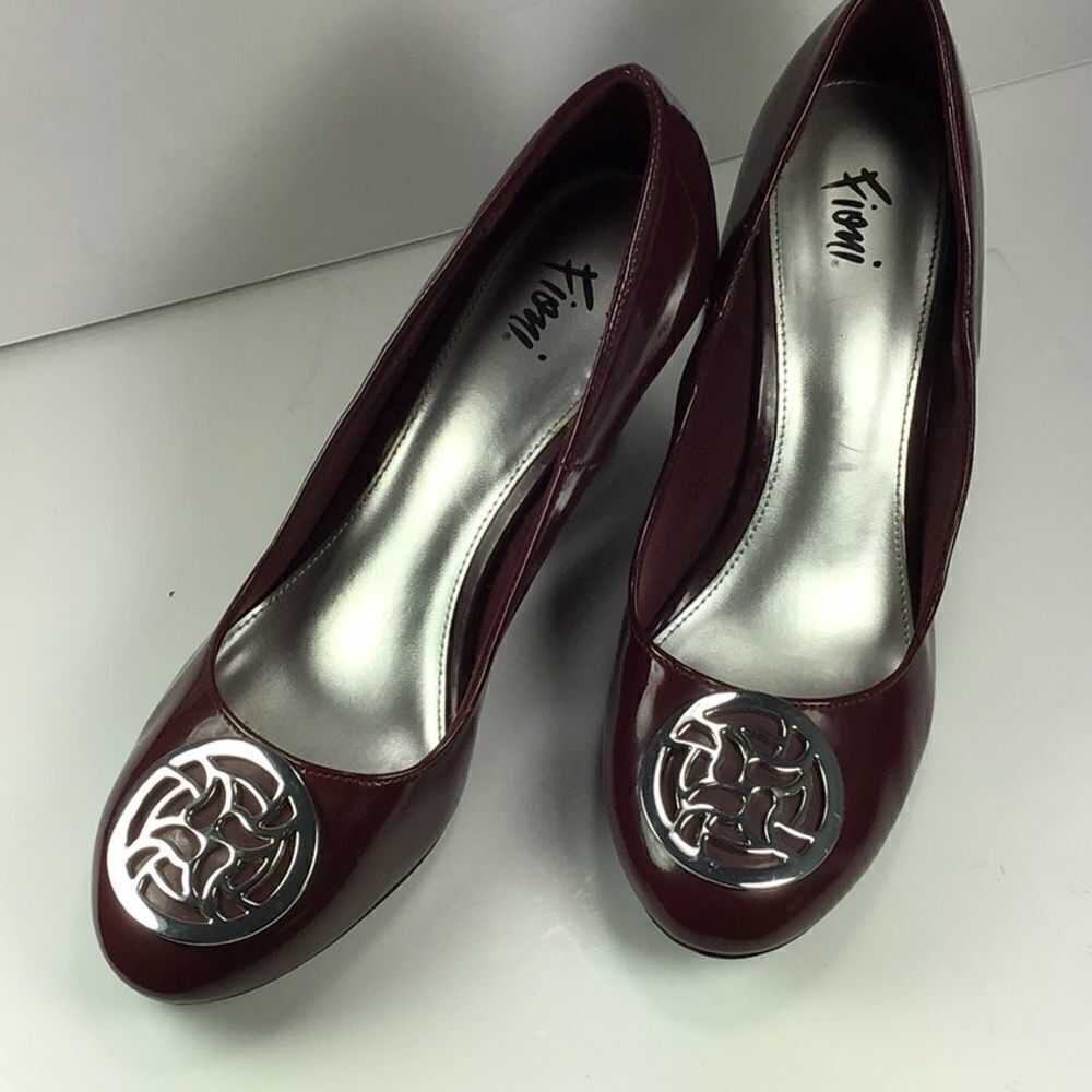 Fiona Women’s Wedge Heels Slip On Shoes Patent Medal Embellished Balletcore Sz 8